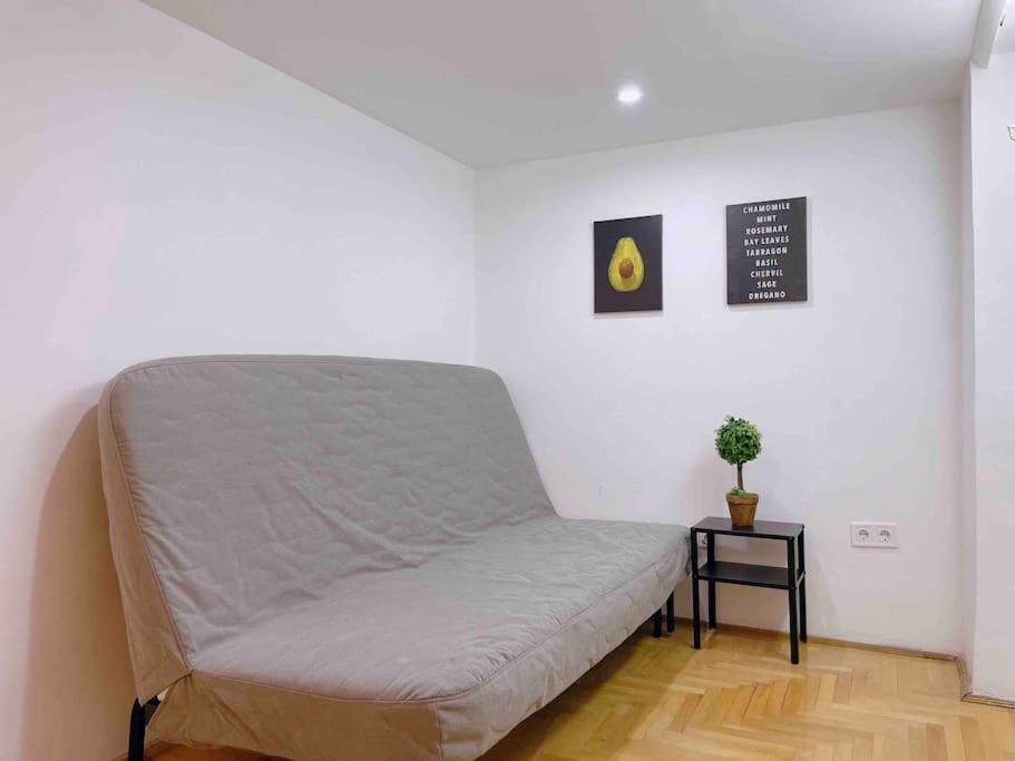 C Downtown Cozy Family Loft Apartment บูดาเปสต์ ภายนอก รูปภาพ