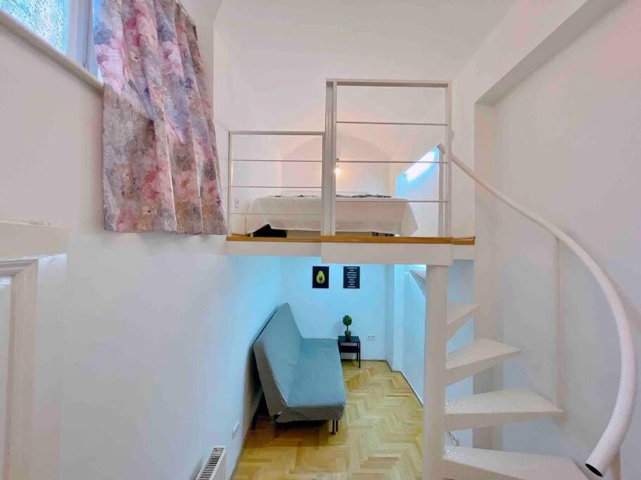 C Downtown Cozy Family Loft Apartment บูดาเปสต์ ภายนอก รูปภาพ