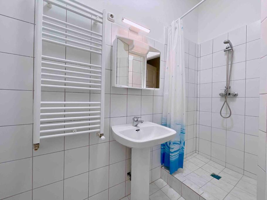C Downtown Cozy Family Loft Apartment บูดาเปสต์ ภายนอก รูปภาพ