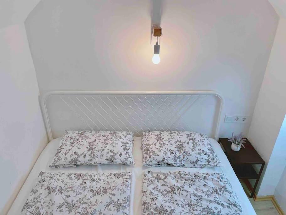 C Downtown Cozy Family Loft Apartment บูดาเปสต์ ภายนอก รูปภาพ